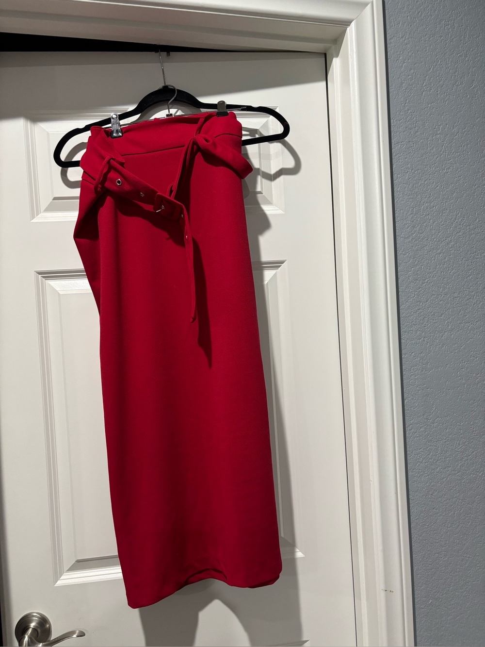 ASHLEY STEWART Red High-Waist Straight Skirt
New without Tags Size 18/20 - Picture 8 of 14